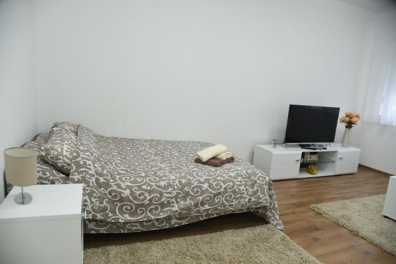 Apartmani Sofronic Loznica 1 Exterior foto