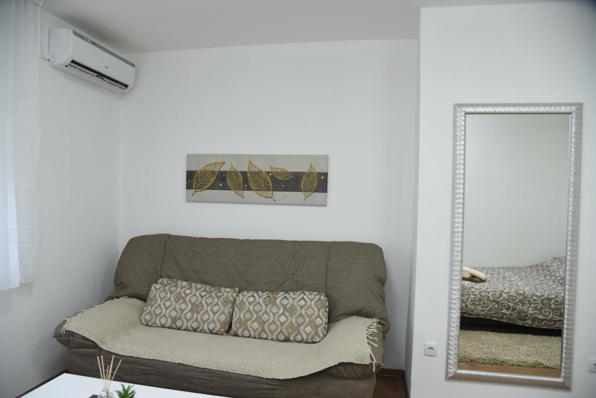Apartmani Sofronic Loznica 1 Exterior foto